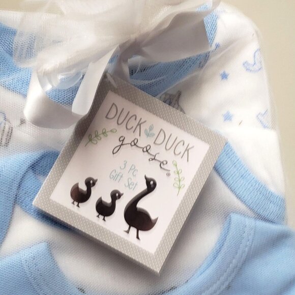 Baby Boy Lot Fisher Price Maracas Sleep Bodysuit Bib Tummy Time Water Mat - Picture 9 of 11